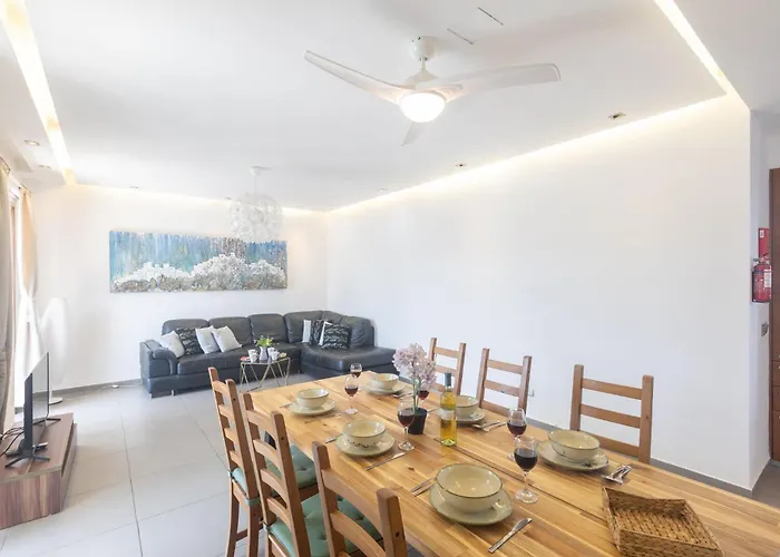 Satin Svi1 * Aya Napa